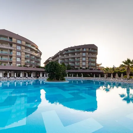 Seamelia Beach & Spa Side